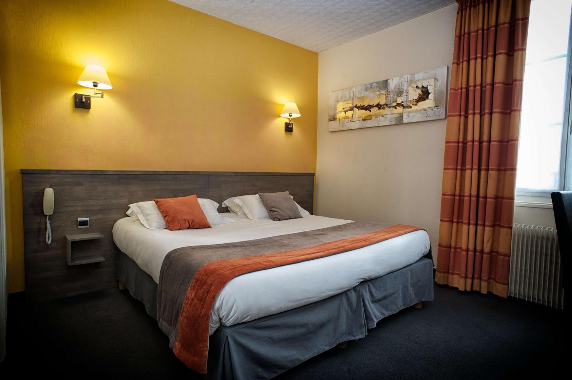 Brit Hotel Le Surcouf Saint-Malo Exterior foto