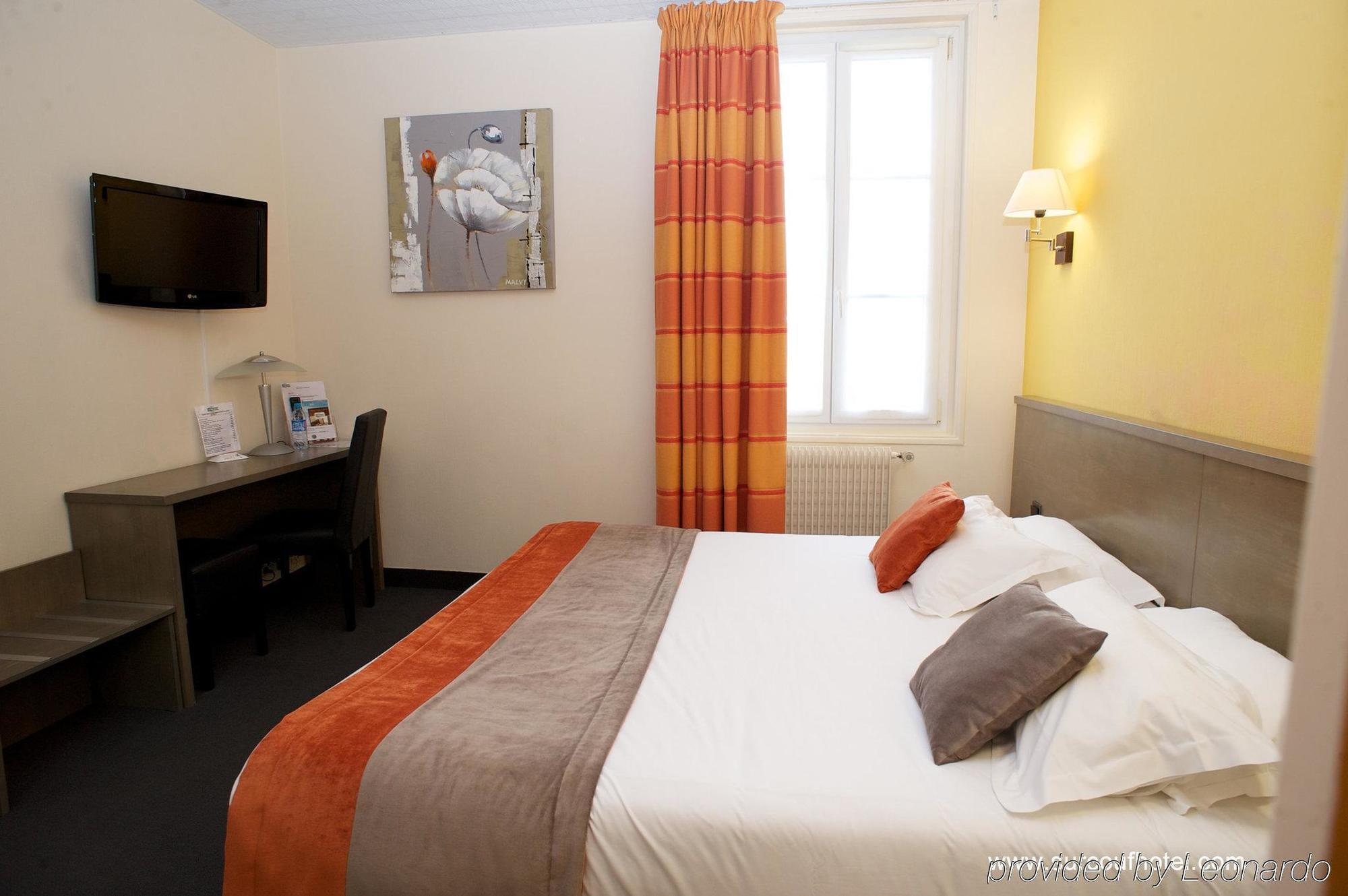 Brit Hotel Le Surcouf Saint-Malo Exterior foto